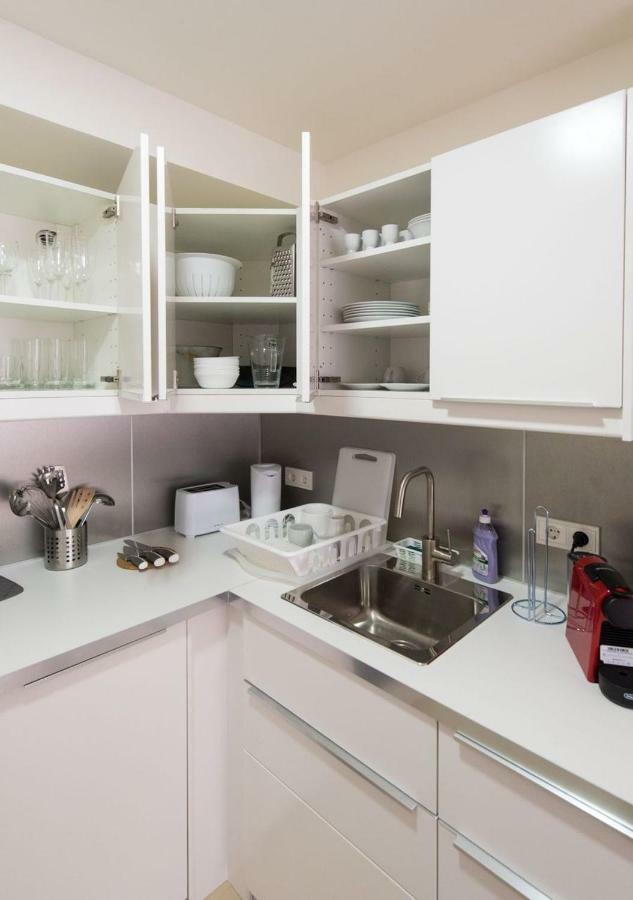 Sissy Apartment - Self Check-In เวียนนา ภายนอก รูปภาพ